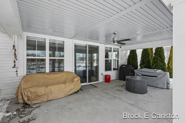 $749,900 | 946 Boardwalk Cove Drive, Muskegon, MI 49441