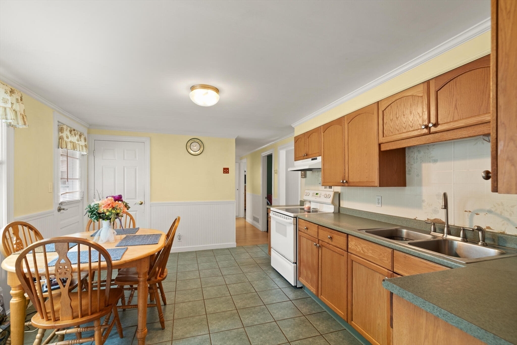 3 Priscilla Road Beverly, MA 01915 - Photo 9 of 35 Gallery Image 9