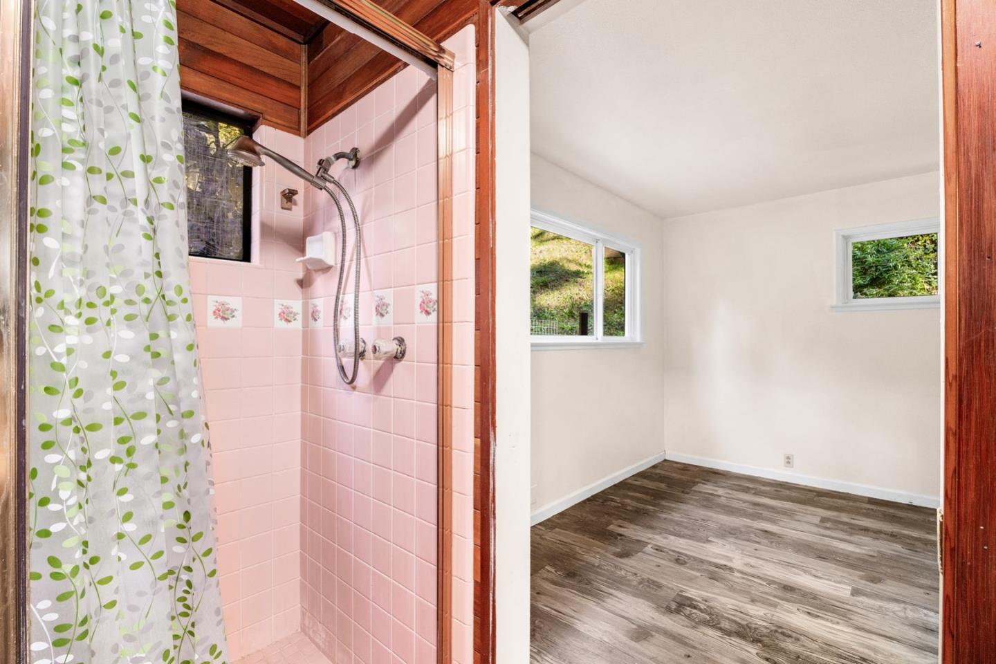 1000 Harmon Gulch Road Boulder Creek, CA 95006 - Photo 14 of 44 a view of bathroom