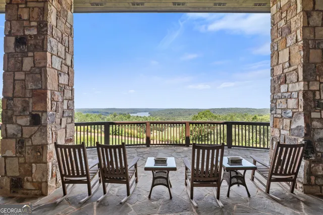 $498,000 | 300 Rock Creek Trail, Toccoa, GA 30577