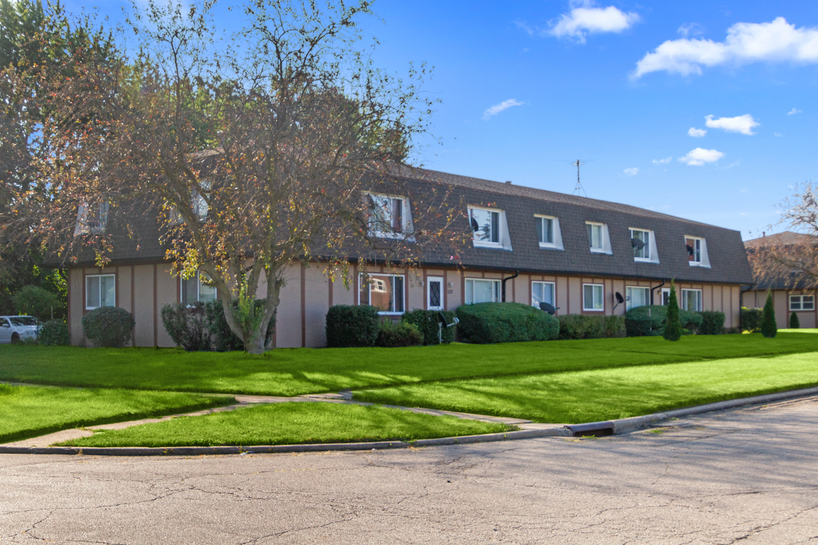 10151017 9th Street Harvard, IL 60033 - Photo 4 of 5