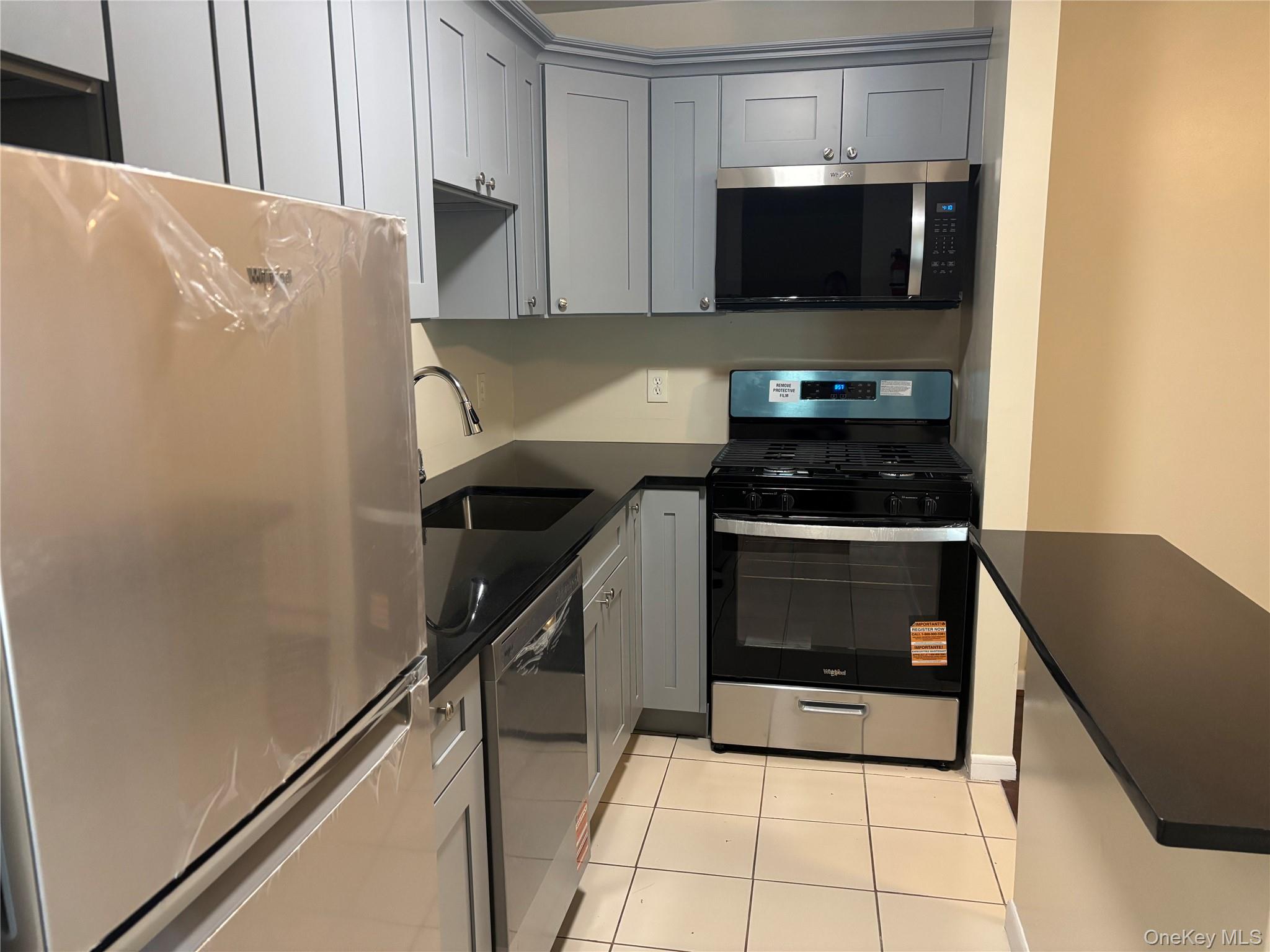 4 Locust Court, Unit F Fishkill, NY 12524 - Photo 8 of 15