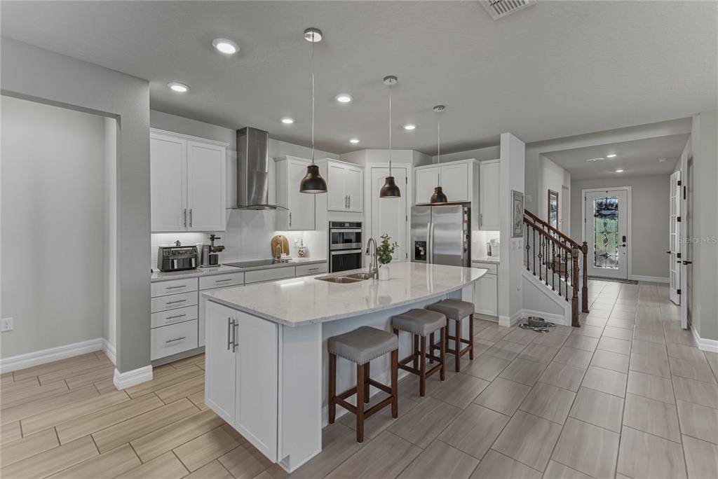 7430 Pool Compass Loop Wesley Chapel, FL 33545 - Photo 18 of 88