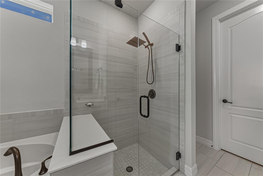 7430 Pool Compass Loop Wesley Chapel, FL 33545 - Photo 42 of 88