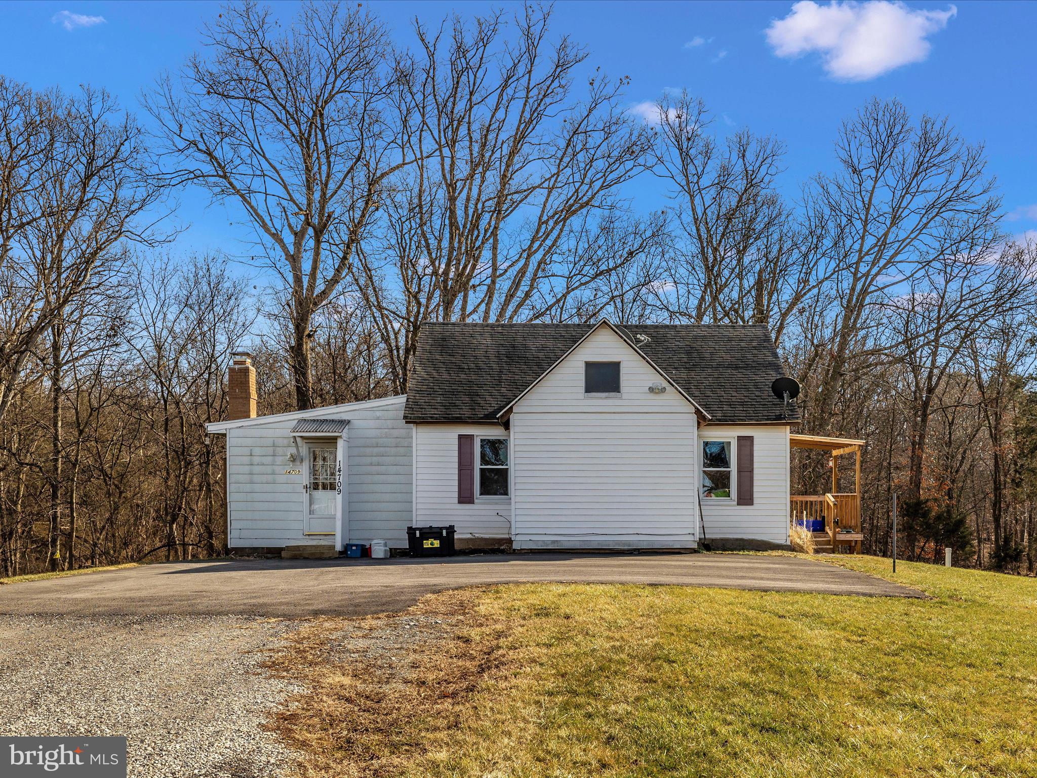 14705 Sugarland Road Poolesville, MD 20837 - Photo 30 of 31 Exterior