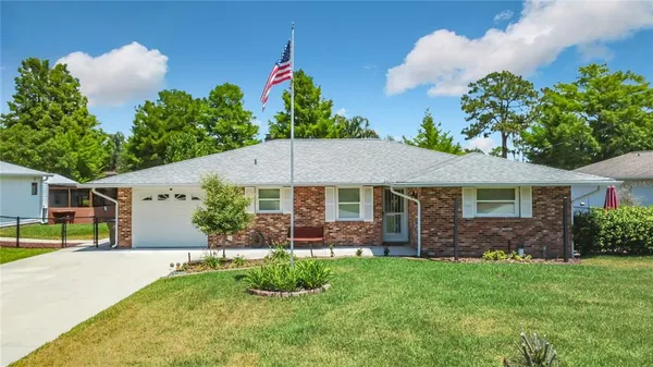 $575,800 | 12547 Pine Island Drive, Leesburg, FL 34788