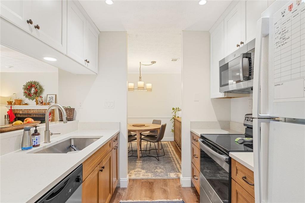 414 Tuxworth Circle Decatur, GA 30033 - Photo 12 of 24