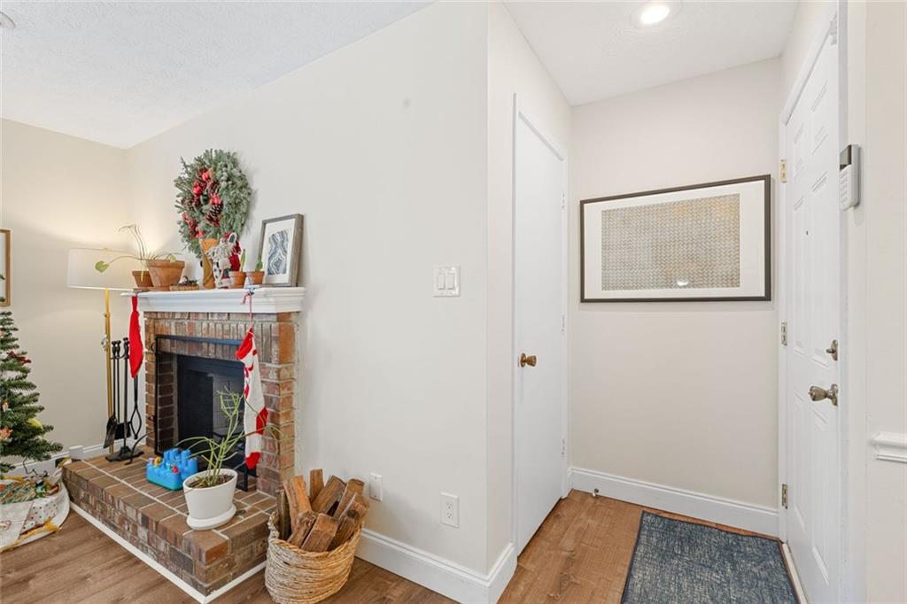 414 Tuxworth Circle Decatur, GA 30033 - Photo 10 of 24