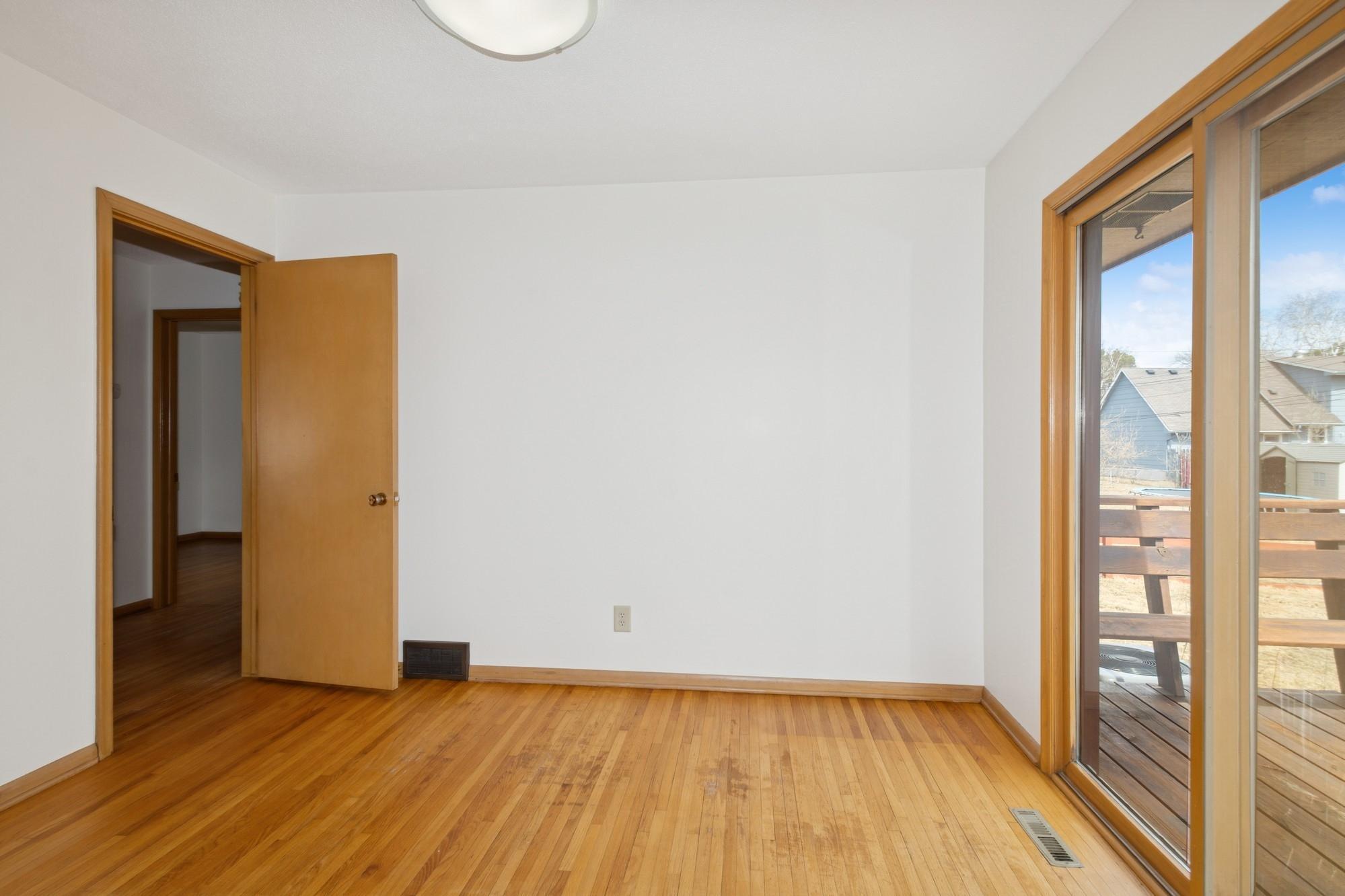 6906 Logan Avenue North Brooklyn Center, MN 55430 - Photo 11 of 31