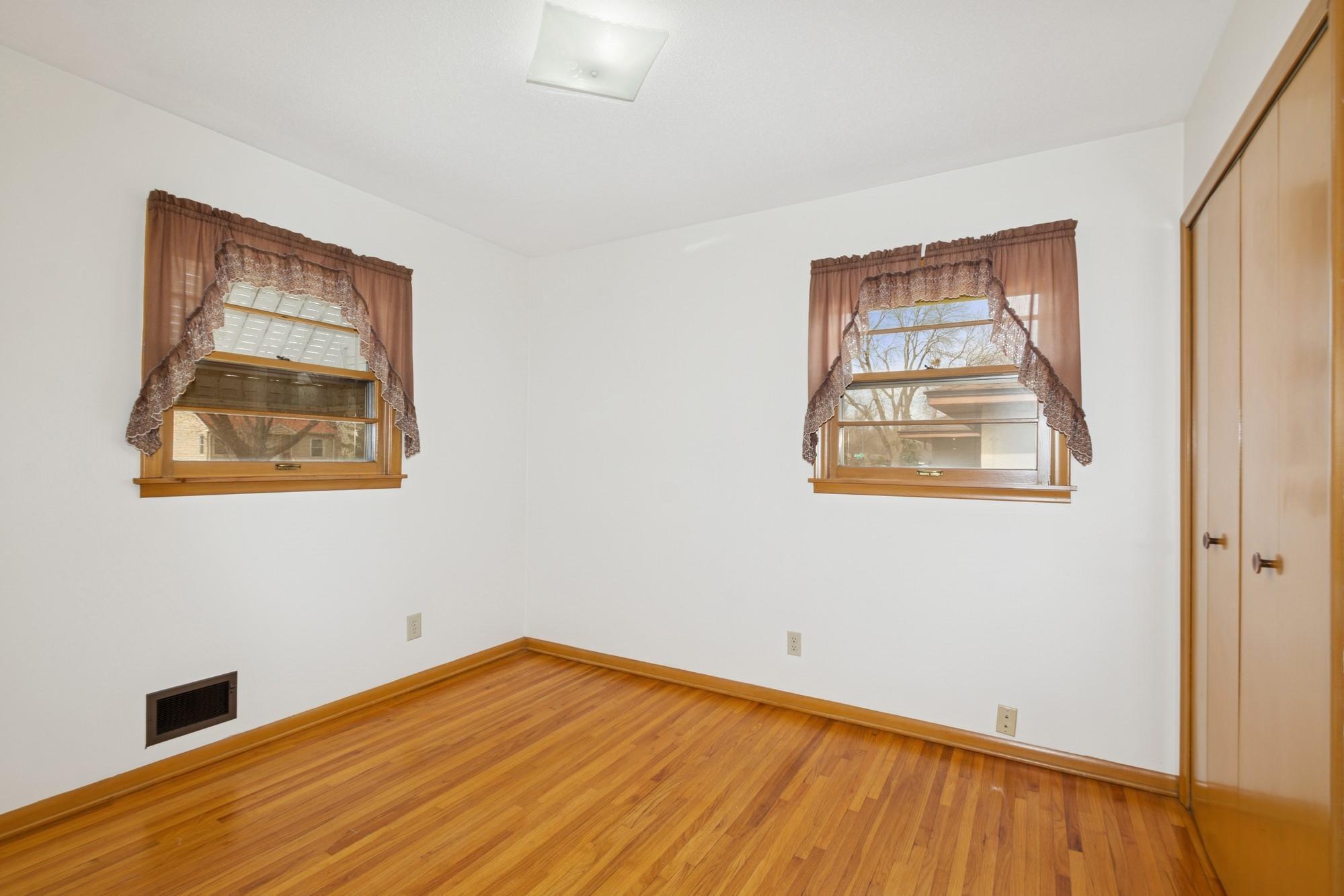 6906 Logan Avenue North Brooklyn Center, MN 55430 - Photo 14 of 31