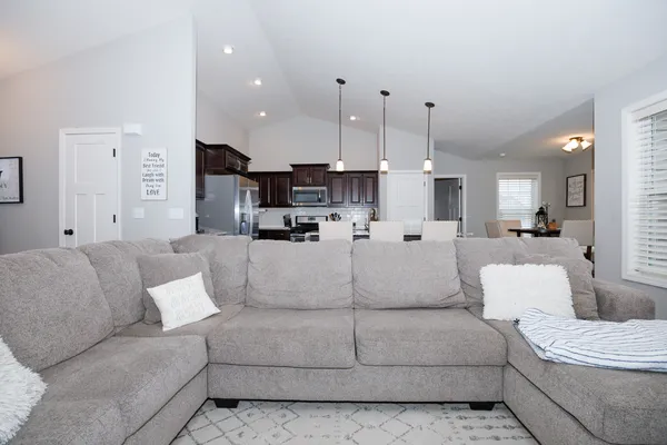 $399,900 | 407 Bob White Way, Normal, IL 61761