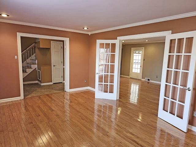 2040 Ridgeway Road Memphis, TN 38119 - Photo 5 of 35 a view of livingroom with furniture and wooden floor