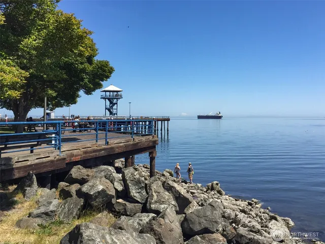 $1,000 | 222 North Lincoln Street, Unit 106, Port Angeles, WA 98362