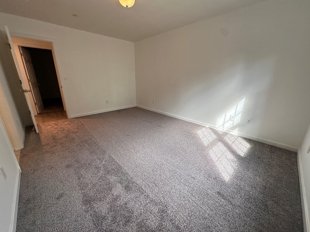 215 Longmeadow Road, Unit 601 Taunton, MA 02780 - Photo 10 of 12 Gallery Image 10