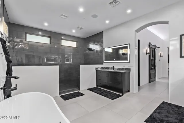 $4,200,000 | 29501 North 76th Street, Scottsdale, AZ 85266