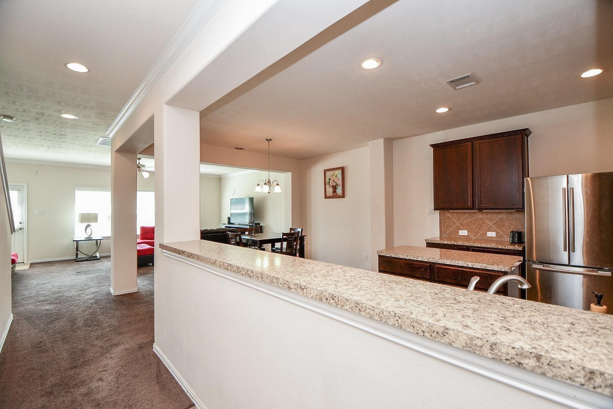 5103 Dartmoor Ridge Trail Houston, TX 77066 - Photo 7 of 47