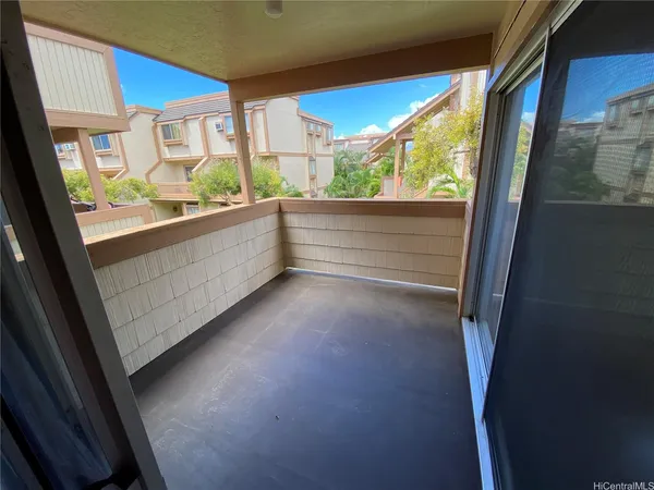$2,800 | 98-943 Moanalua Road, Unit 1703, Aiea, HI 96701
