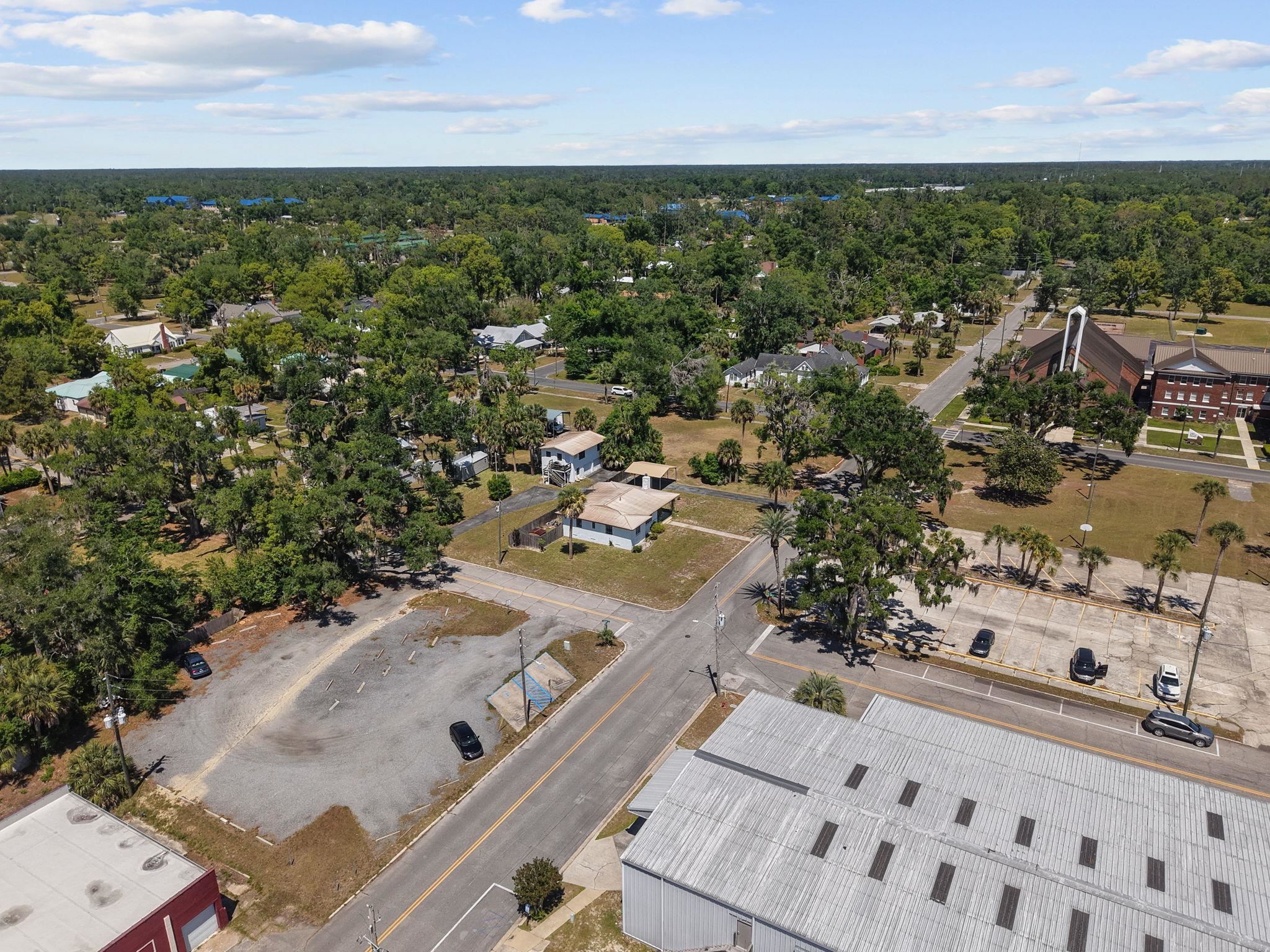 304 East Main Street Perry, FL 32347 - Photo 30 of 37