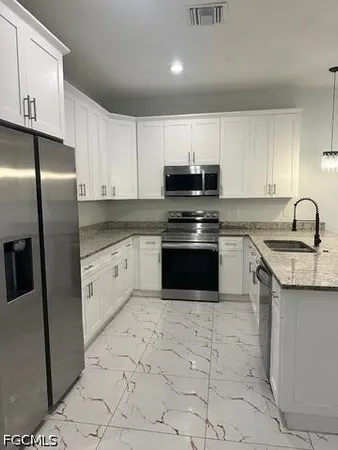 $1,800 | 2523 Daniel Avenue North, Lehigh Acres, FL 33971