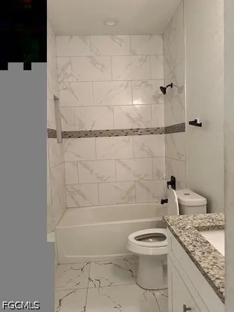 $1,800 | 2523 Daniel Avenue North, Lehigh Acres, FL 33971