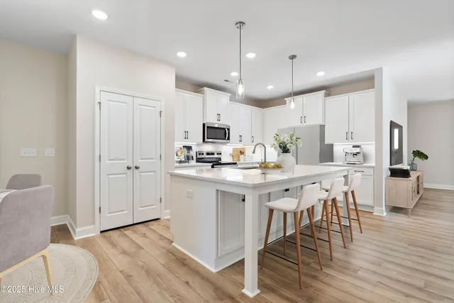 $359,990 | 822 Red Sky Drive Northeast, Winnabow, NC 28479