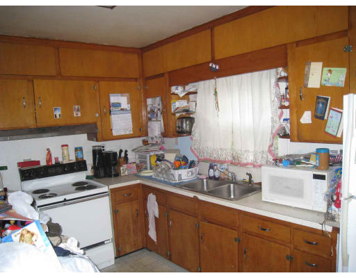 31 Hooper Road Dedham, MA 02026 - Photo 5 of 9 Gallery Image 5