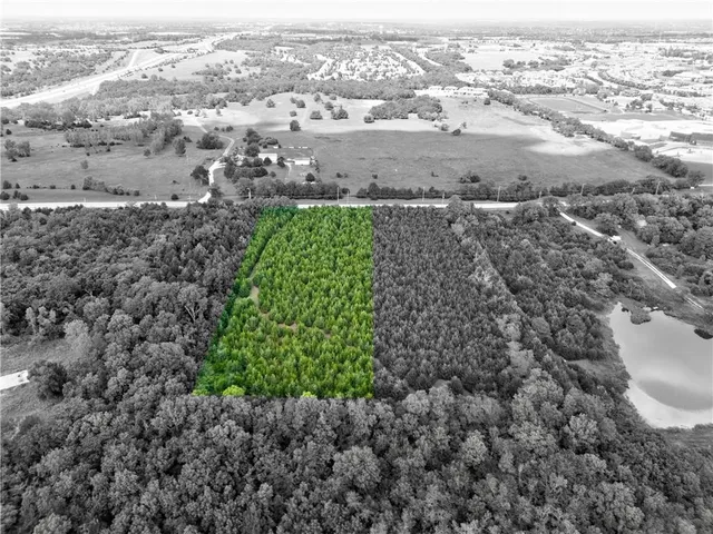 $850,000 | 22640 West 119th Street, Olathe, KS 66061