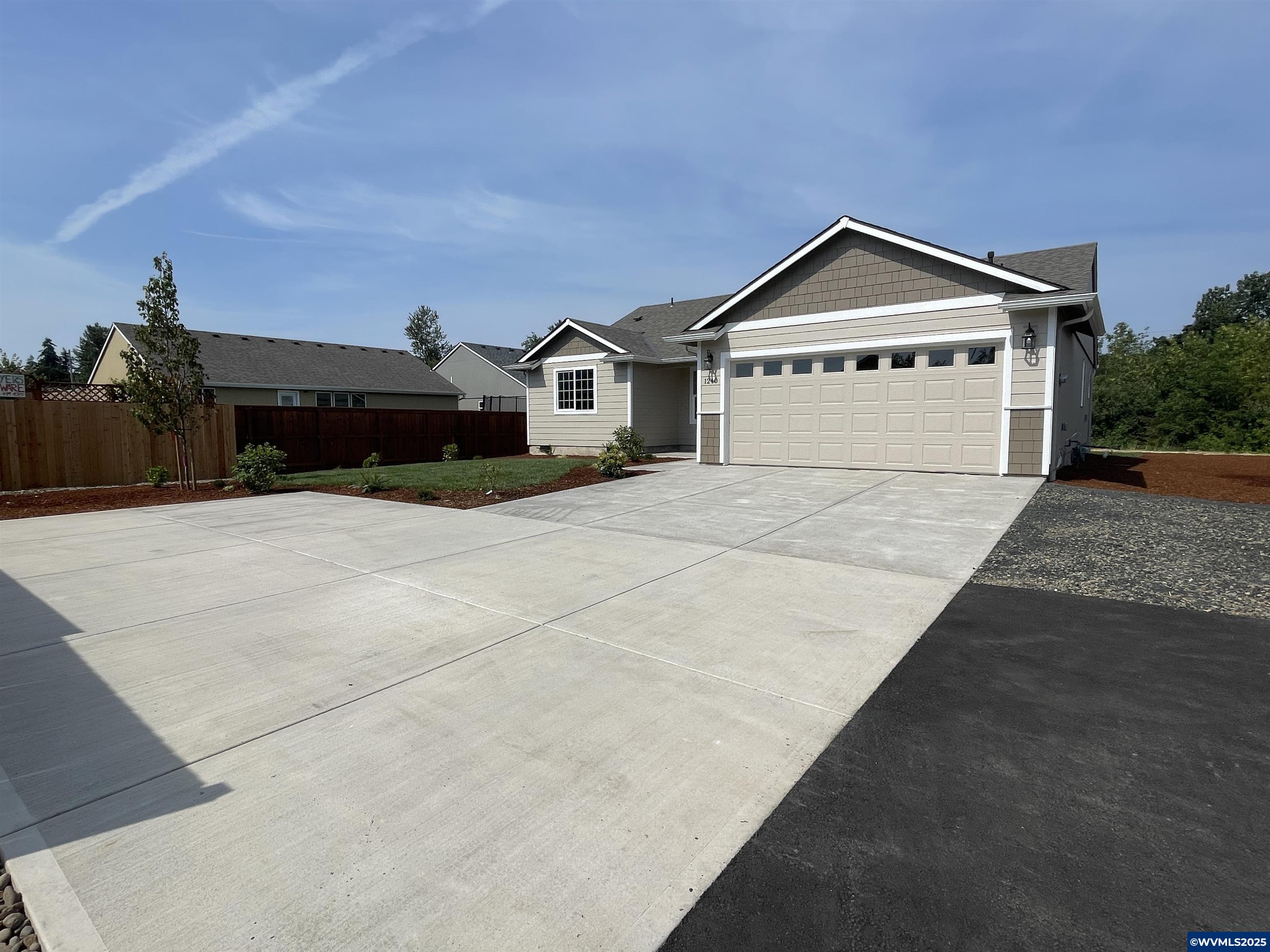 1240 Southwest Hop Street Albany, OR 97321 - Photo 31 of 37