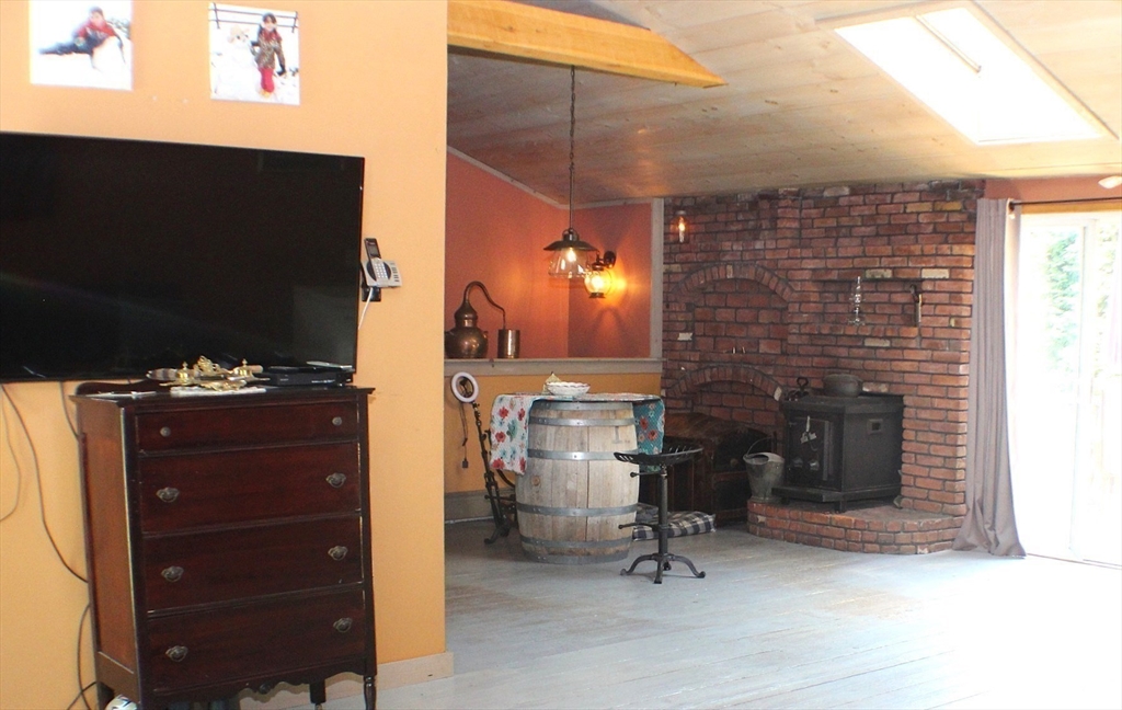 155 Old Palmer Road Brimfield, MA 01010 - Photo 11 of 30 Gallery Image 11
