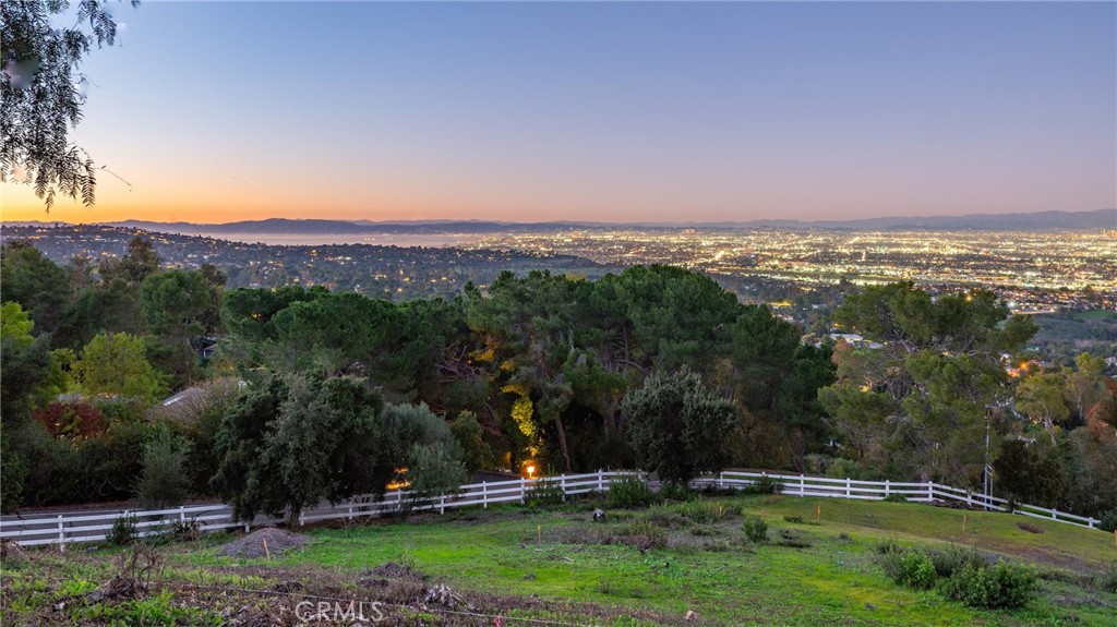 80 Saddleback Road Rolling Hills, CA 90274 - Photo 40 of 43 a view of a city with lush green forest