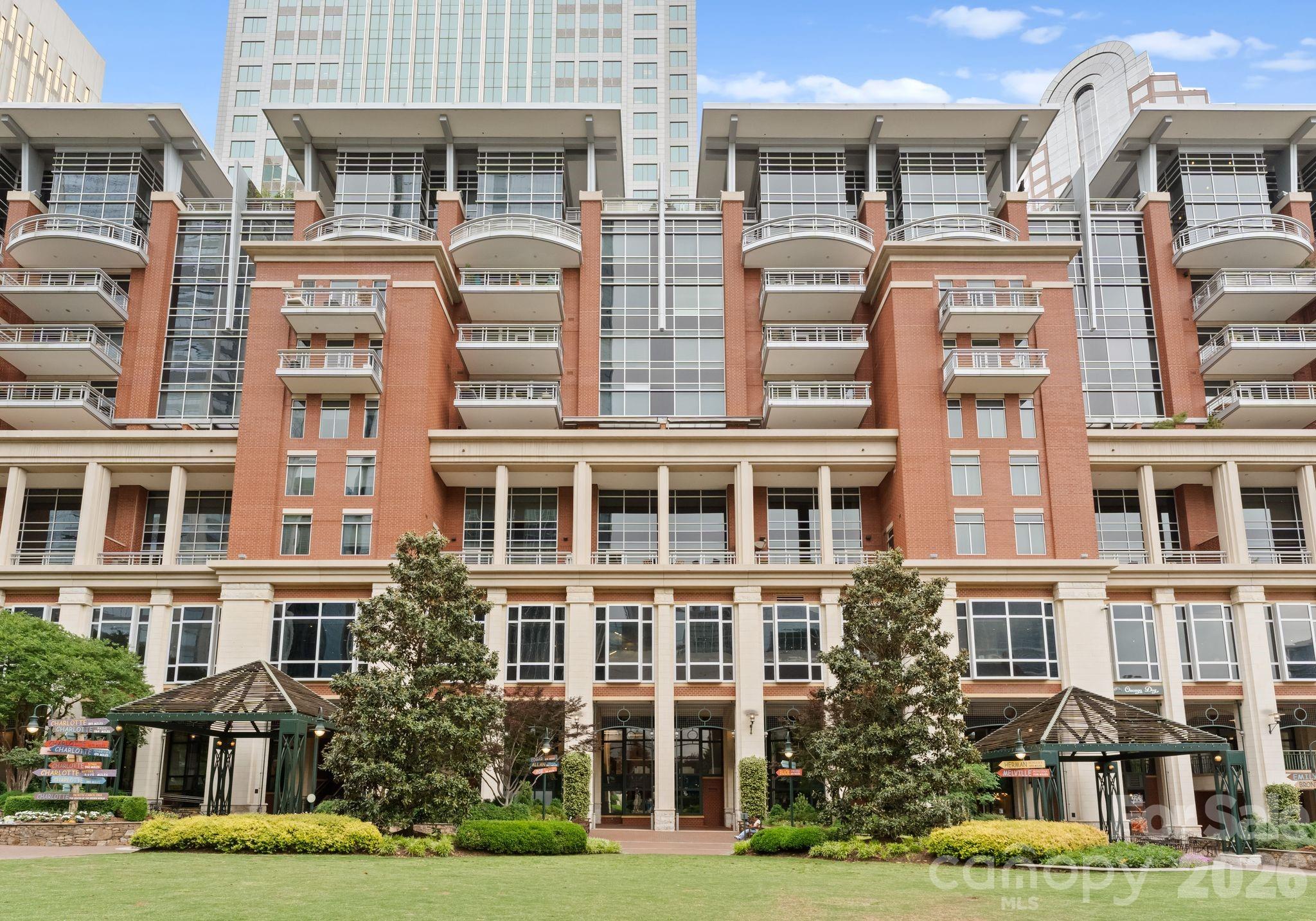 435 South Tryon Street, Unit 904 Charlotte, NC 28202 - Photo 2 of 48
