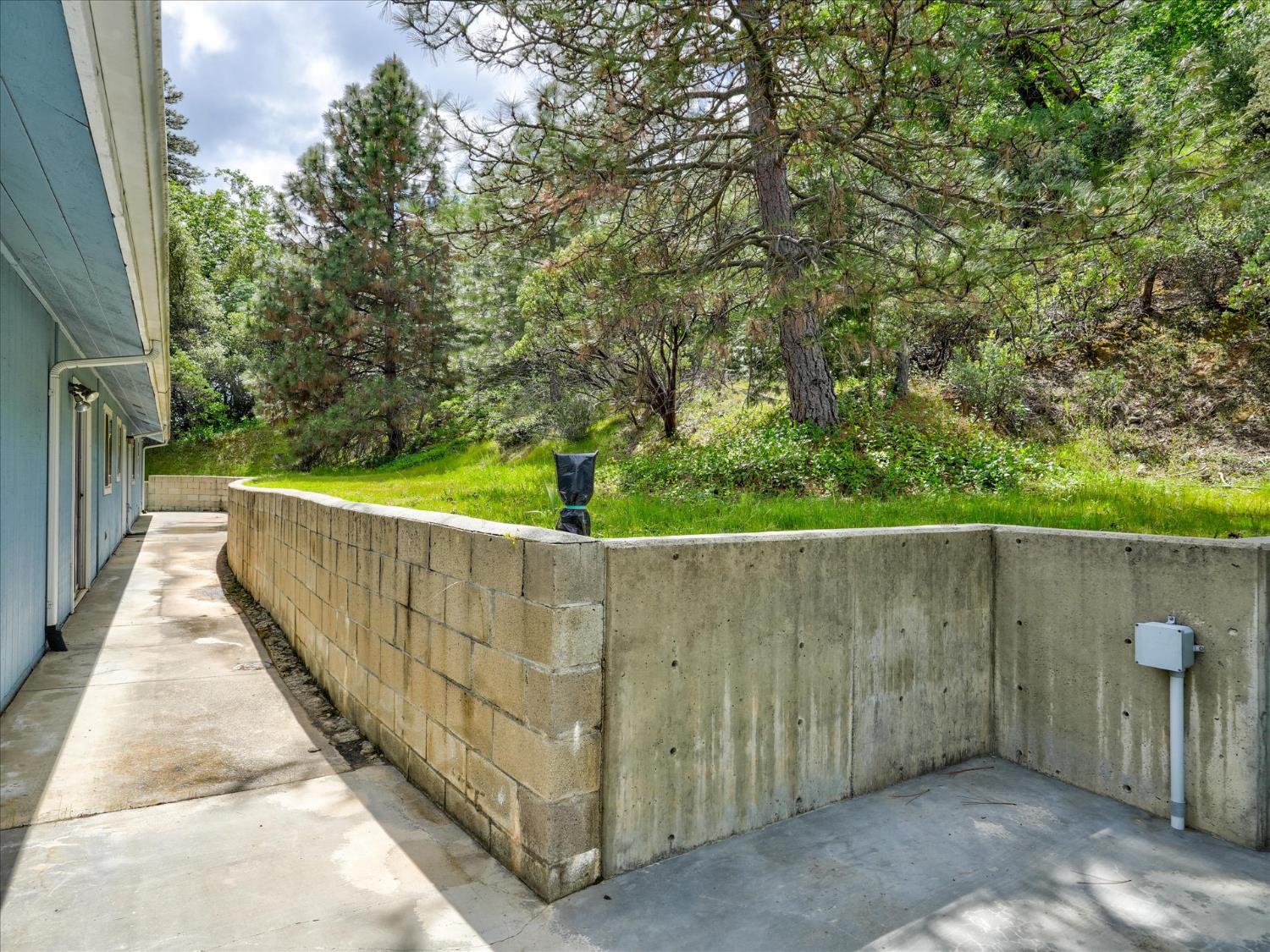 2433 Kokanee Road Mariposa, CA 95338 - Photo 35 of 37