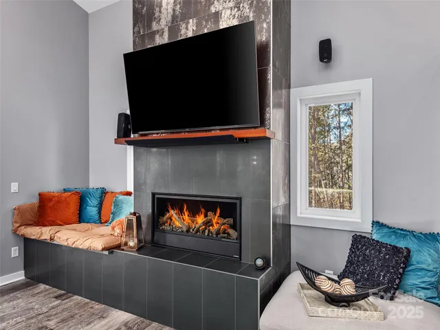 $999,999 | 237 North Mountain Lane, Mill Spring, NC 28756