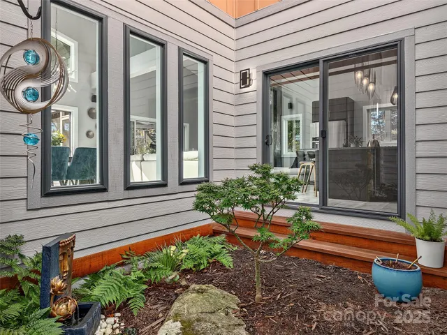 $999,999 | 237 North Mountain Lane, Mill Spring, NC 28756