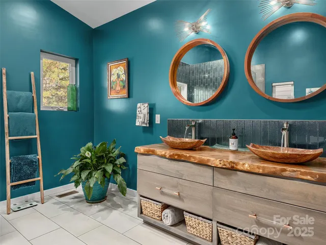 $999,999 | 237 North Mountain Lane, Mill Spring, NC 28756