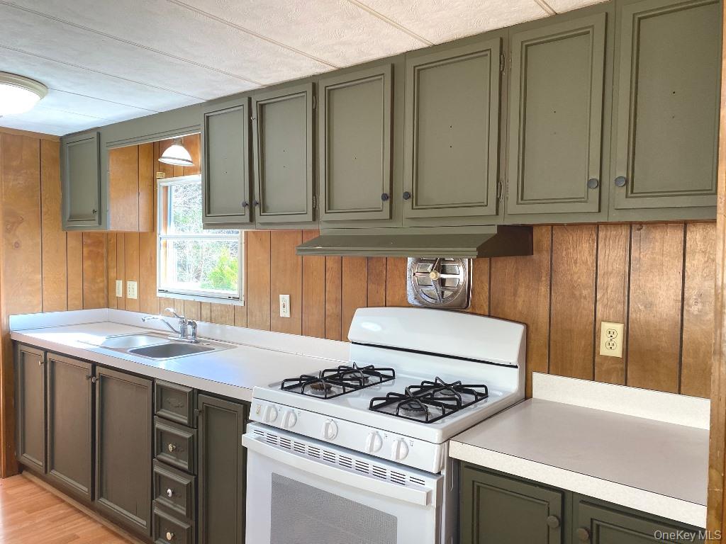 141 Gale Road Mongaup Valley, NY 12762 - Photo 4 of 18