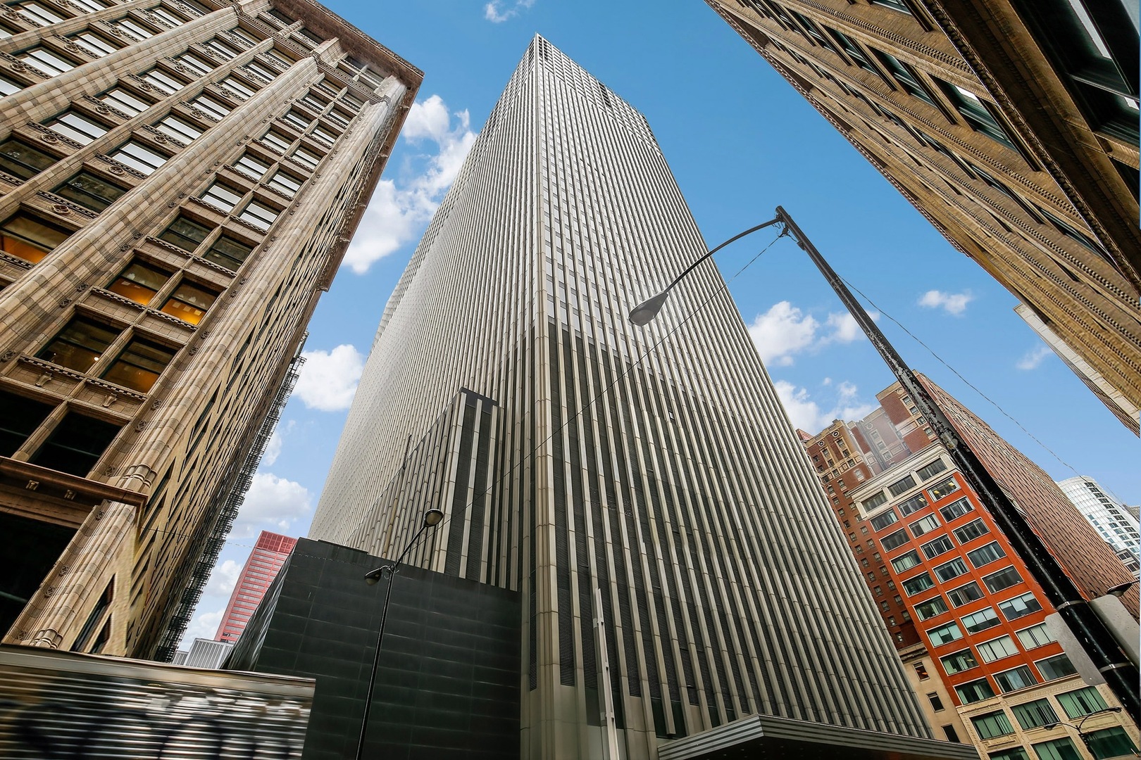 65 East Monroe St Unit 4206  