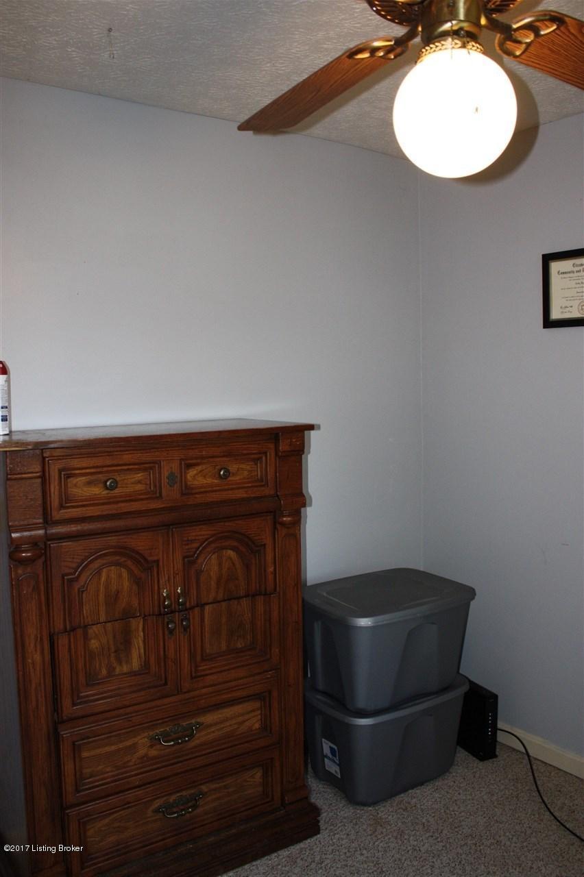 317 Valley Creek Road Elizabethtown, KY 42701 - Photo 11 of 24 317 Valley Creek Road Elizabethtown, KY