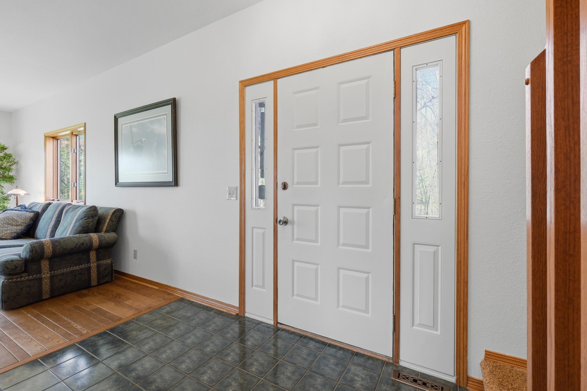 498 Meander Wood Road Oregon, WI 53575 - Photo 5 of 90