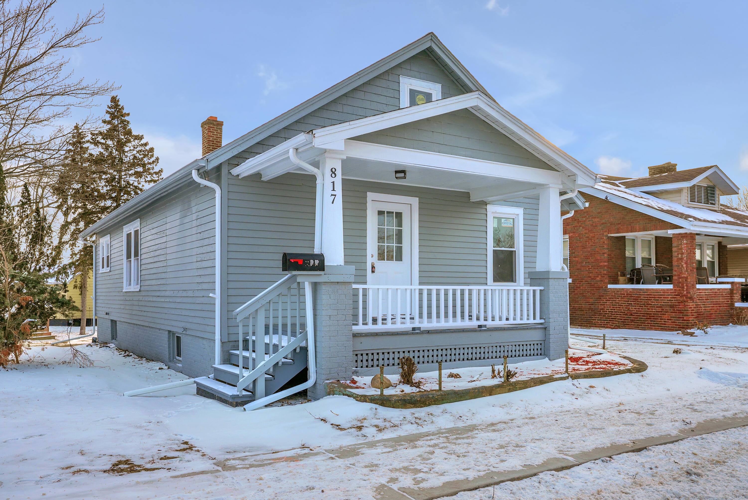 817 East 11th Street Michigan City, IN 46360 - Photo 2 of 18 3000x2008