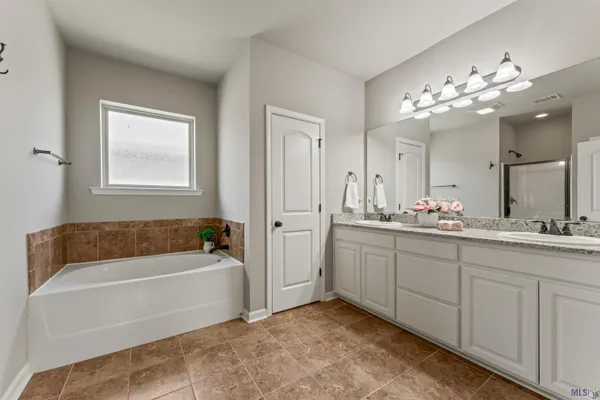 $255,500 | 4280 Olivia Drive, Addis, LA 70710