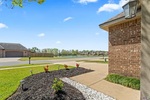 $255,500 | 4280 Olivia Drive, Addis, LA 70710