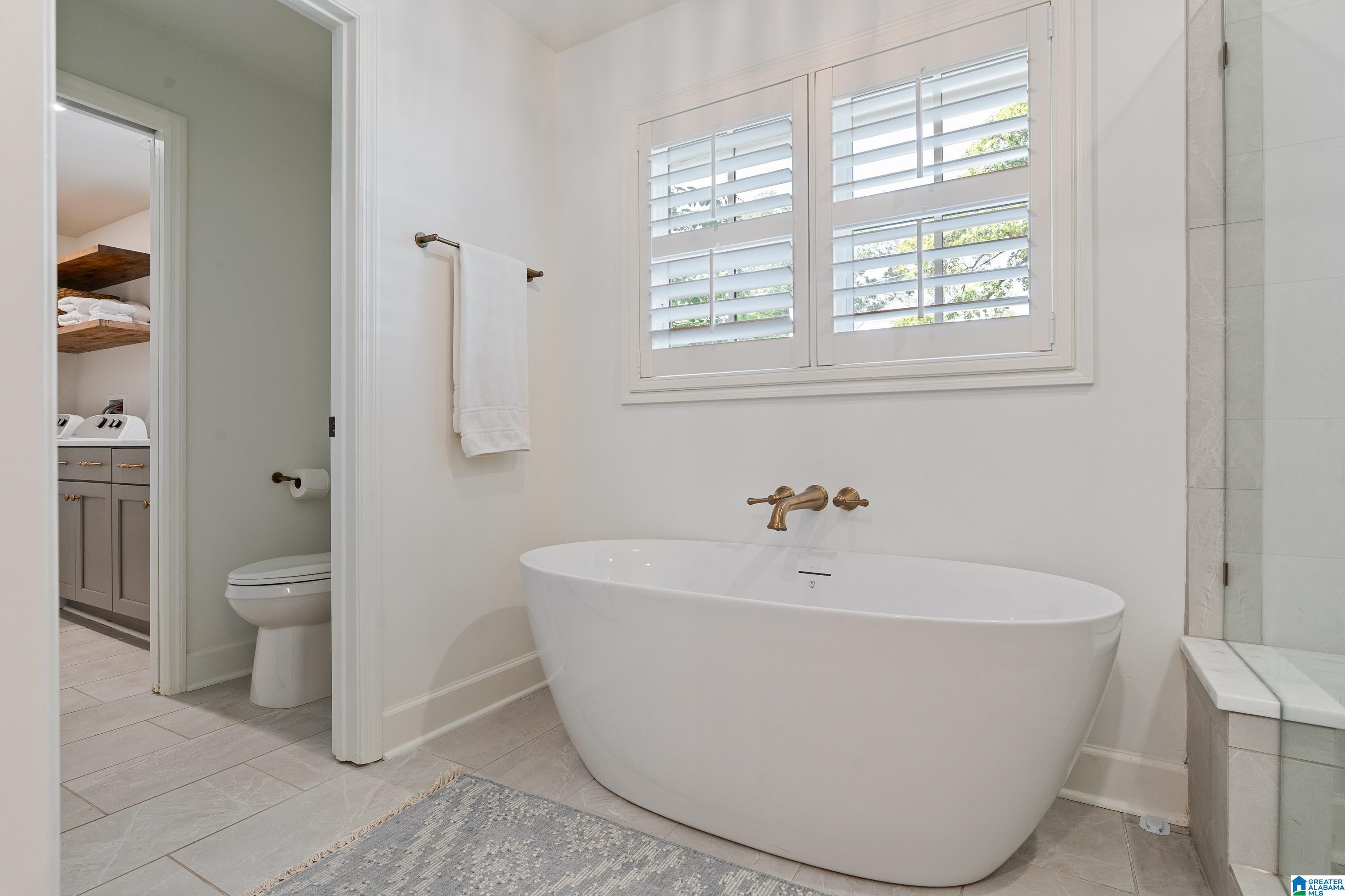 2025 Hickory Road Vestavia Hills, AL 35216 - Photo 22 of 57 Gallery Image 22