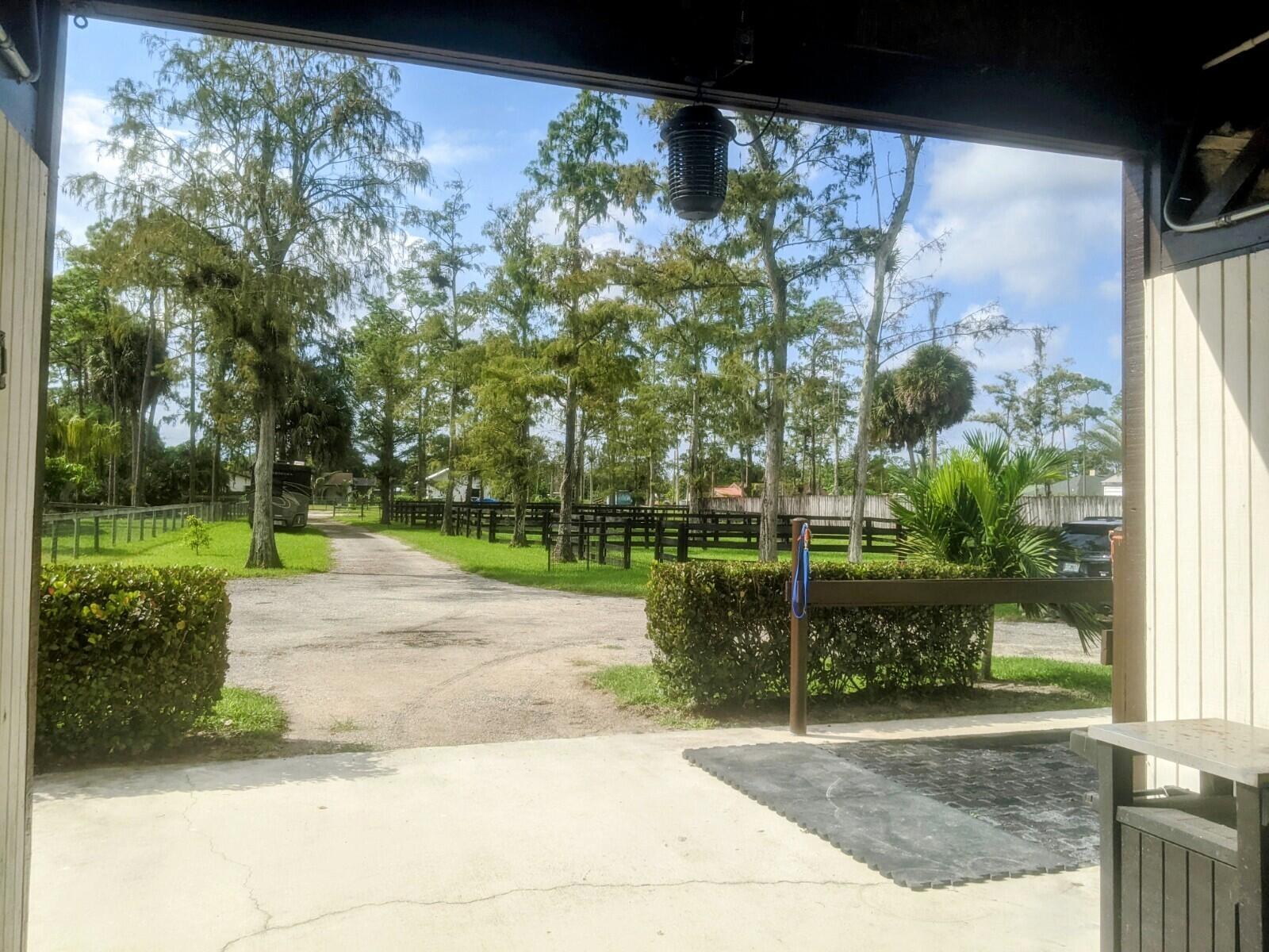 13161 Casey Road, Unit BARN Loxahatchee Groves, FL 33470 - Photo 17 of 34 PXL_20220924_143605703_2