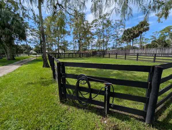 $38,000 | 13161 Casey Road, Unit BARN, Loxahatchee Groves, FL 33470