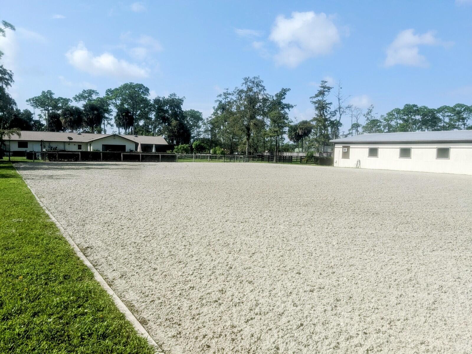 13161 Casey Road, Unit BARN Loxahatchee Groves, FL 33470 - Photo 24 of 34 PXL_20220924_143050203_2