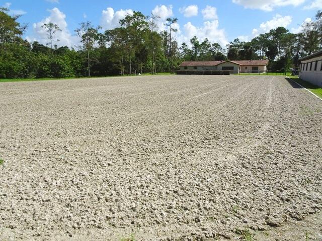 13161 Casey Road, Unit BARN Loxahatchee Groves, FL 33470 - Photo 25 of 34 Casey Road - RM 012