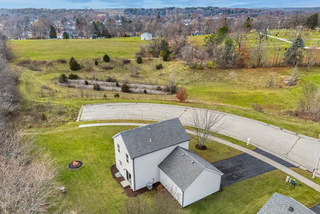 $375,000 | 632 Partridge Parkway, Genoa City, WI 53128