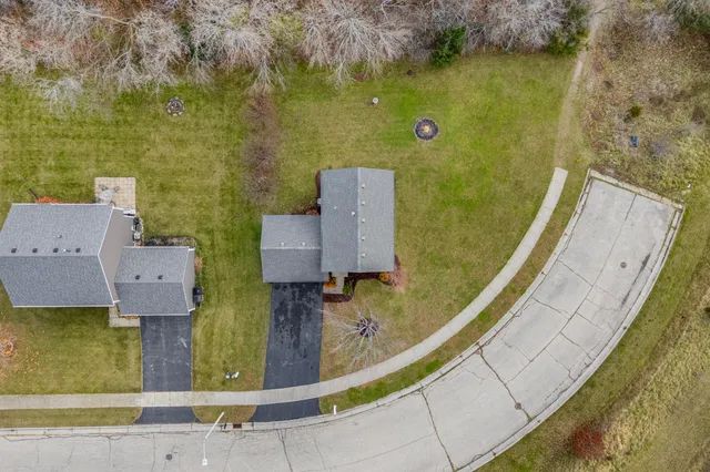 $375,000 | 632 Partridge Parkway, Genoa City, WI 53128