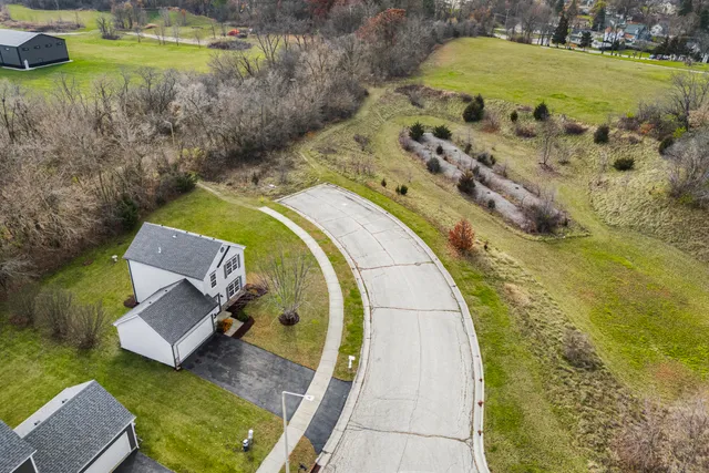 $375,000 | 632 Partridge Parkway, Genoa City, WI 53128